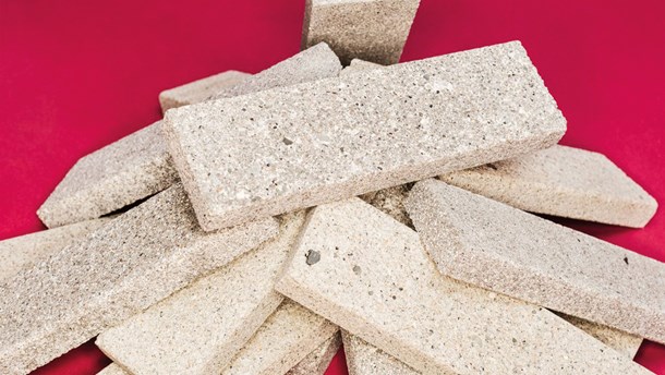 Murstensdyrkning, CO2-ædende beton og mure, der reparerer sin egne revner 